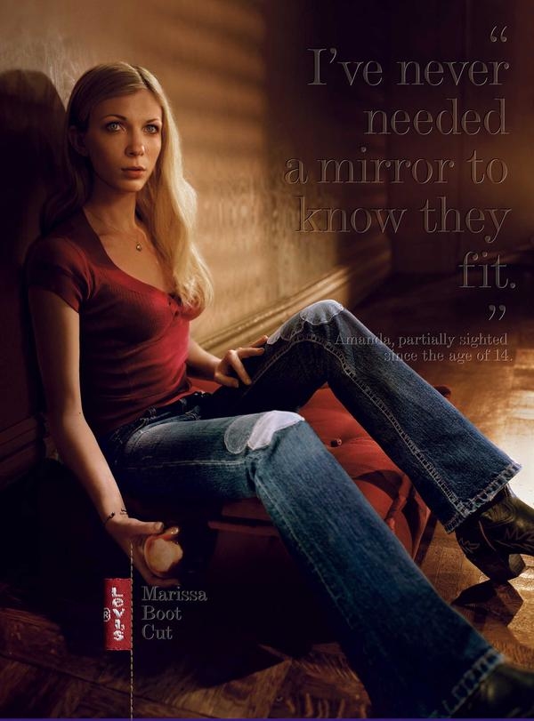 День слепых: история незрячей модели Аманды Своффорд