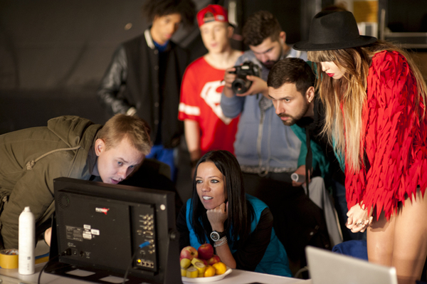 Песня 404: Прошли съемки нового клипа группы Время и Стекло