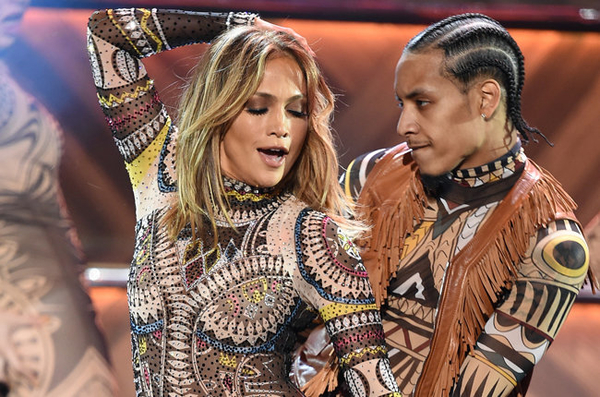 American Music Awards 2015: Вручение премий и яркие выступления