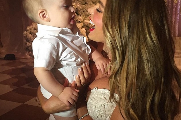 instagram.com/sofiavergara