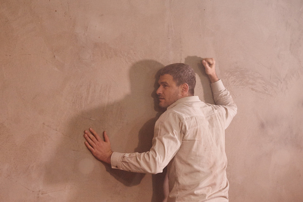 Решительный Арсен Мирзоян: Артист снял клип накануне сольного тура