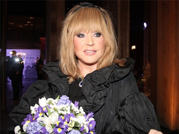 Алла Пугачева отдала детей во французский детский сад