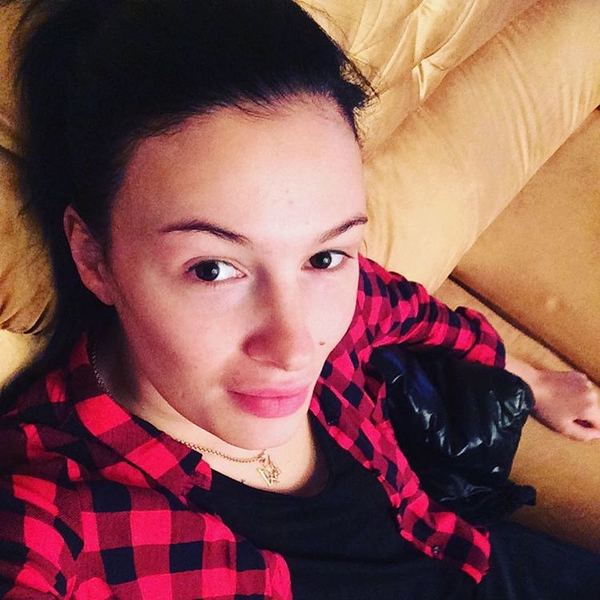 Анастасия Приходько дала концерты в Луганской области