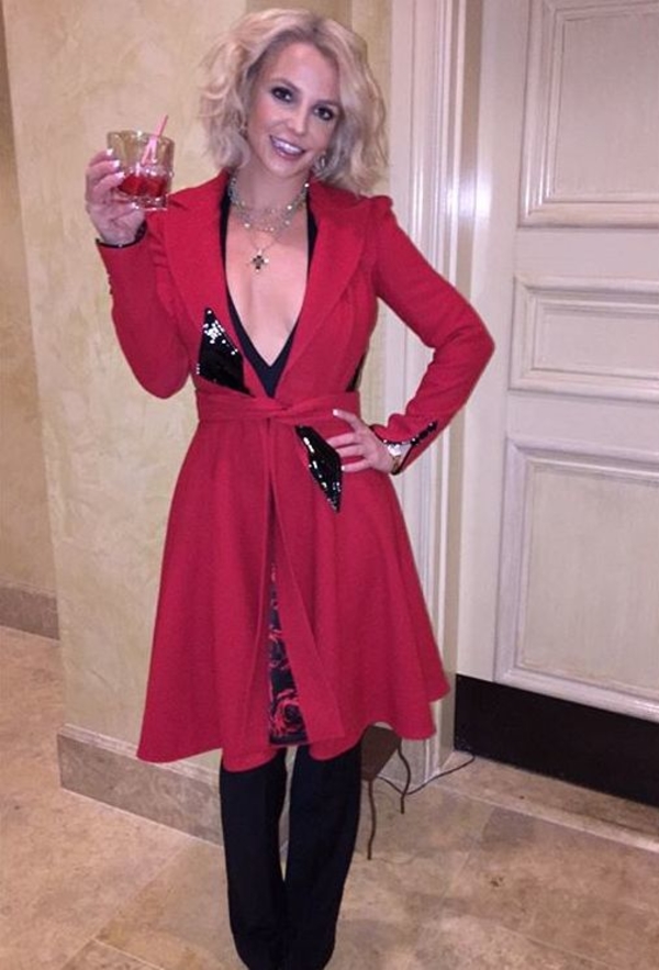 Бритни Спирс продемонстрировала фанатам сальто