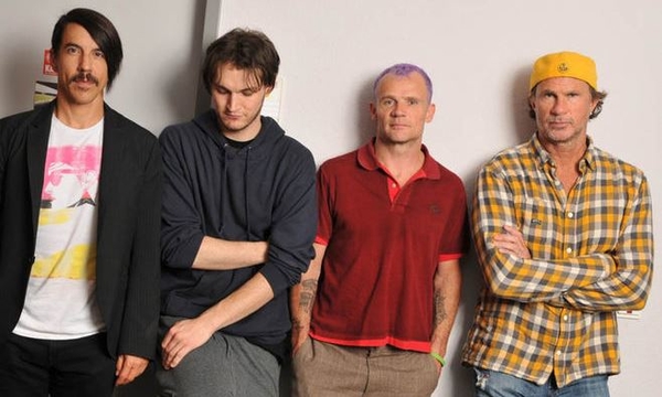 Группа Red Hot Chili Peppers приедет в Киев