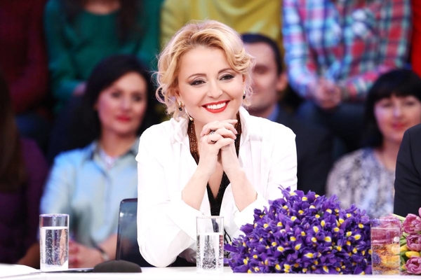 Анжелика Варум презентовала новый клип на песню с необычным названием