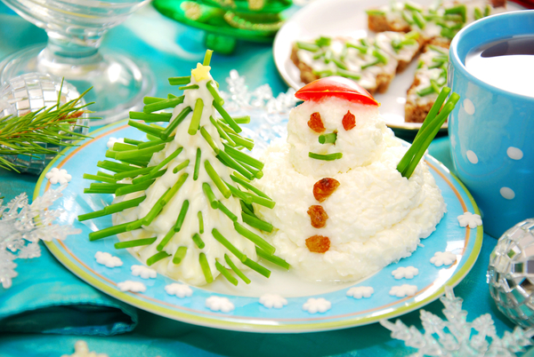 Как приготовить снеговика из творога (видео)