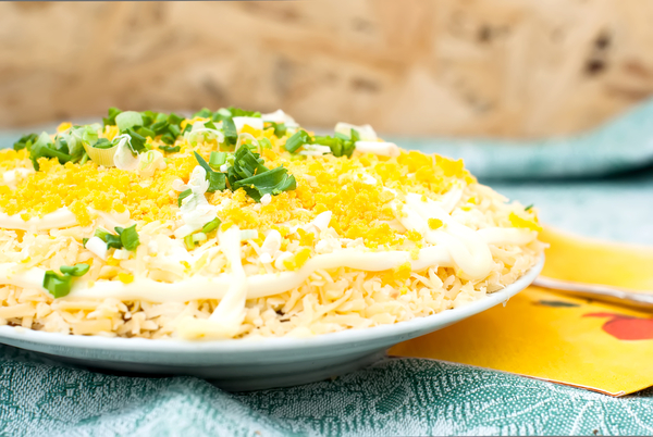 Как приготовить салат Мимоза на Новый год (видео)