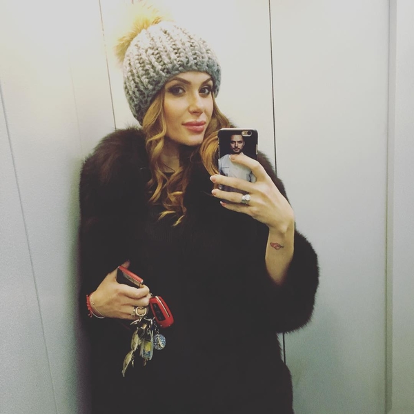 Слава из НЕАНГЕЛОВ показала новорожденную дочь