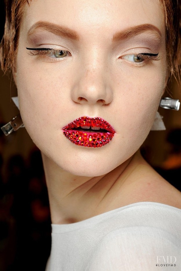 Живые люди: Топ-модели показали себя без макияжа