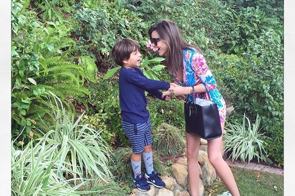 instagram.com/mirandakerr