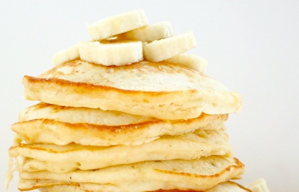 Банановые оладьи: Три вкусные идеи