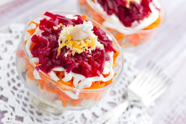 Салаты на Новый год: ТОП-5 рецептов из свеклы