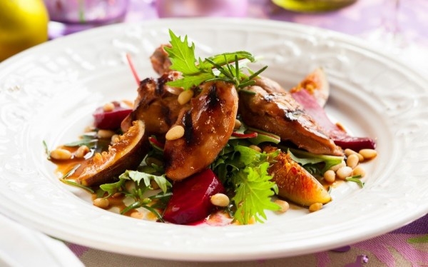 Салаты на Новый год: ТОП-5 рецептов из свеклы