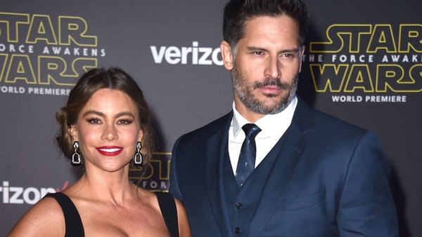 София Вергара вместе с мужем вышли в свет после свадьбы