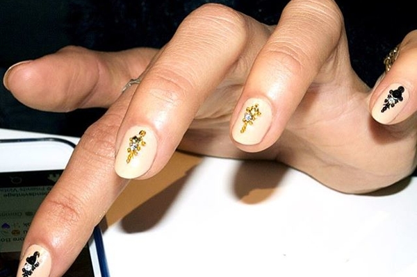 instagram.com/aliciatnails