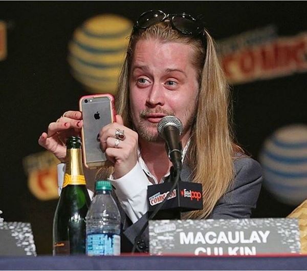 Маколей Калкин сыграл повзрослевшего героя фильма Один дома