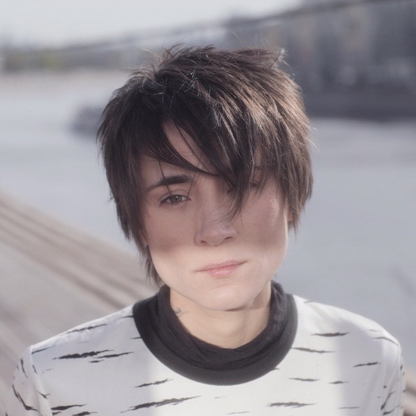 Земфира: Политики – опасные люди