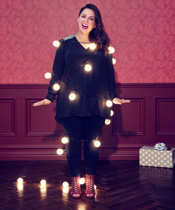 Маккарти создала рождественскую линейку одежды для девушек plus size