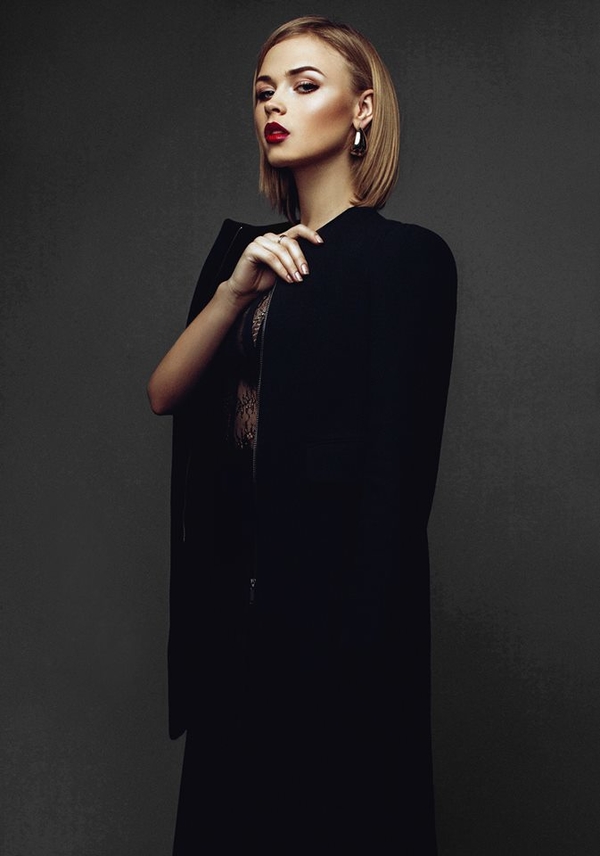 Анну Кошмал преследовал поклонник в метро