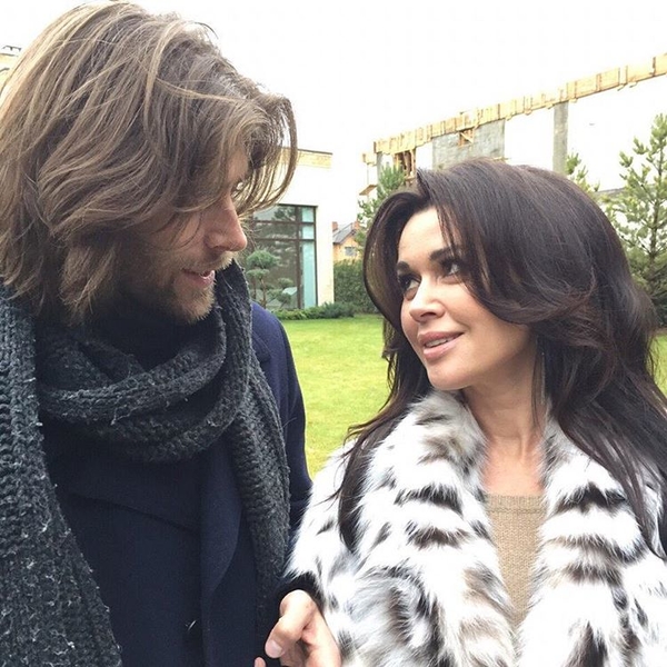 Заворотнюк и Чернышев показали свой загородный дом