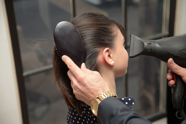 Стильная прическа на Новый год: Фото-инструкция