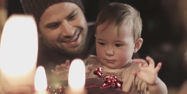 Муж Алены Мозговой показал их 10-месячную дочь в новом видео