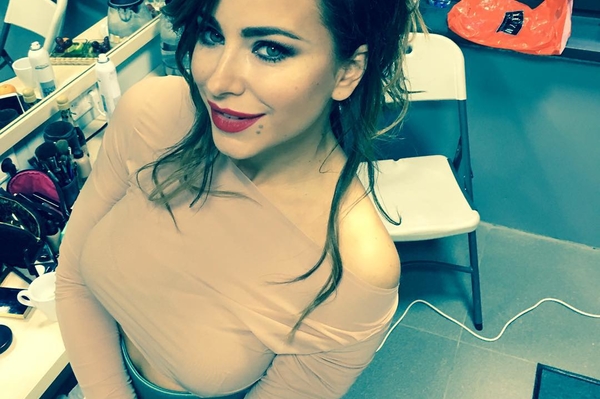 instagram.com/anilorak