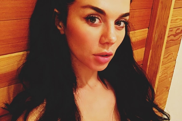 instagram.com/annasedokova