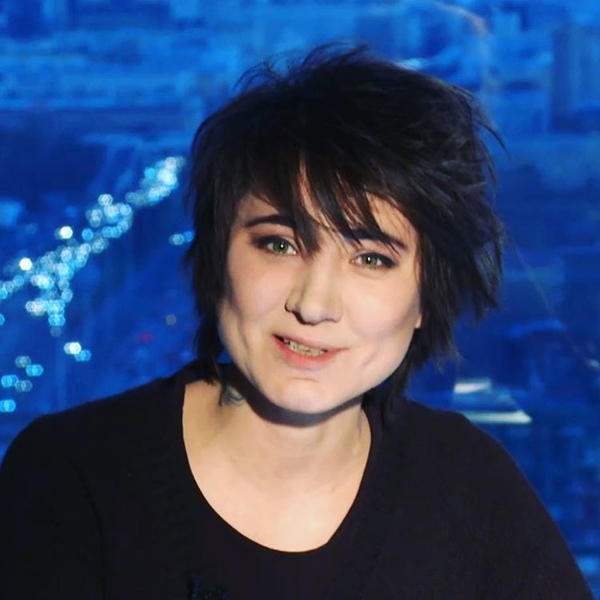 Земфира презентовала сказочный клип на песню Возвращайся домой