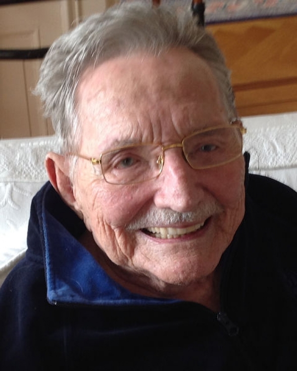 Умер композитор Юбер Жиро – автор популярной песни Mamy Blue