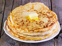 Масленица 2017: кружевные блины на минеральной воде