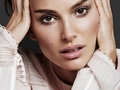 Натали Портман стала лицом косметической линейки Diorskin Forever