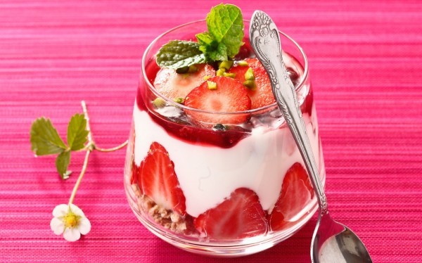 Десерт на День святого Валентина: ТОП-5 рецептов клубничного мусса