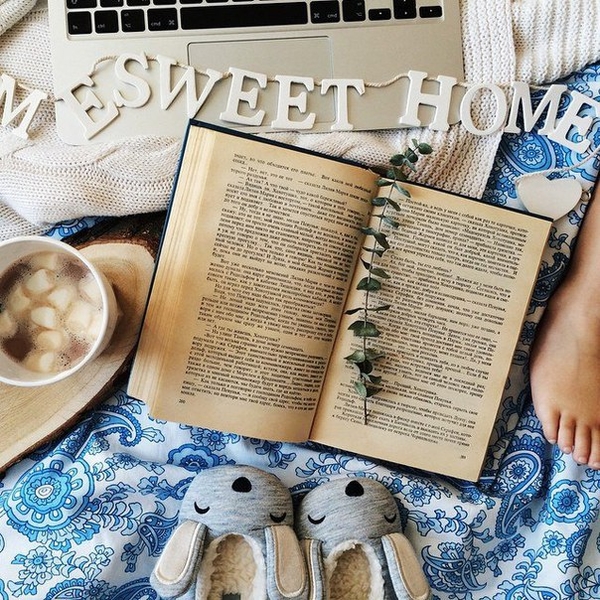 Что почитать: пять книг, которые заставят забыть о времени