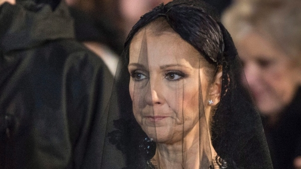 Селин Дион впервые обратилась к поклонникам после смерти мужа и брата