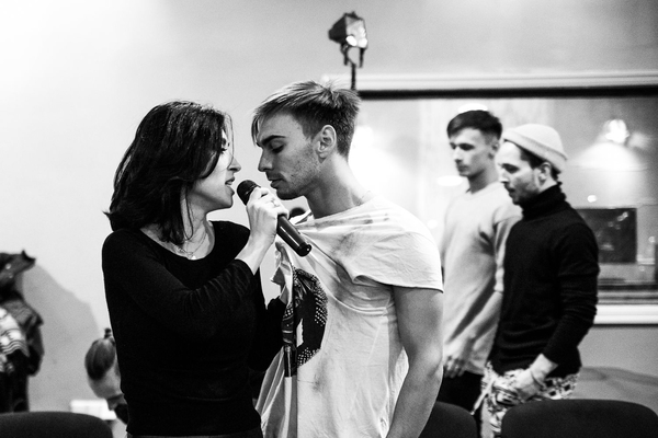 Из Голливуда с любовью: Анна Завальская показала фото с репетиции