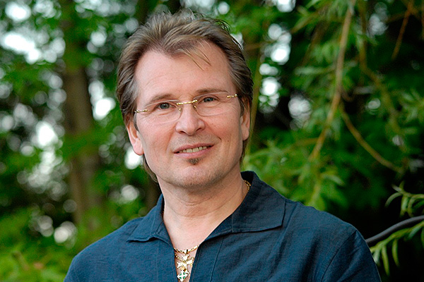 Зарубина доказала, что Александр Малинин является отцом ее дочери