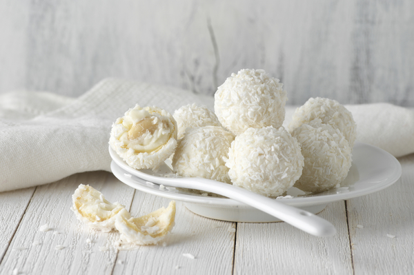 Как приготовить домашние конфеты Рафаэлло (видео)