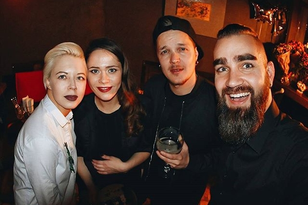 instagram.com/val_hardkiss