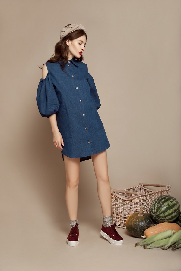 Вещь дня: платье с открытыми плечами