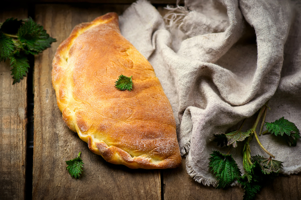 Пицца Кальцоне: Три вкусные идеи