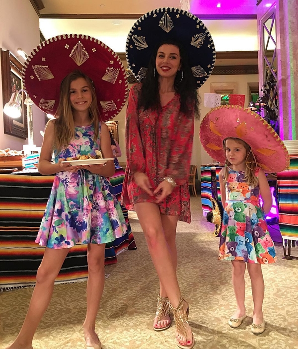 Анна Седокова запустила свое реалити-шоу о семейной жизни