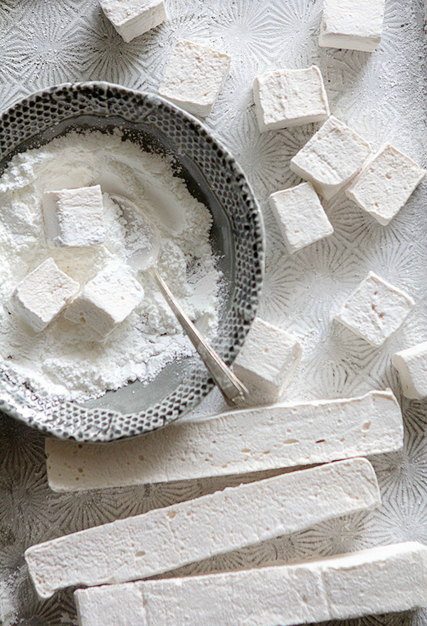 Мамам на заметку: как приготовить маршмеллоу к какао