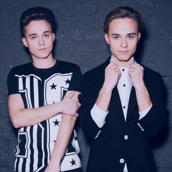 Братья Борисенко вспомнили о своем первом любовном опыте