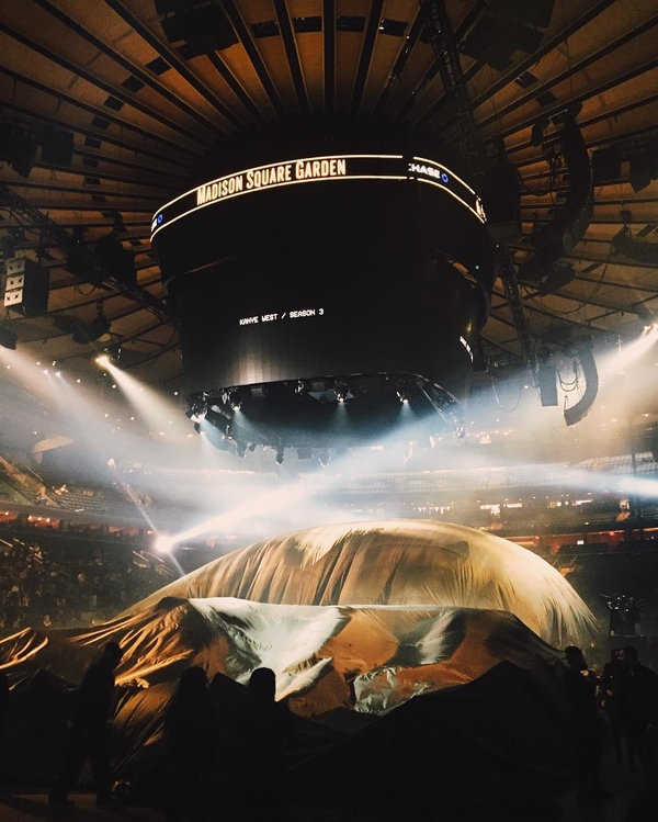 Показ Kanye West Yeezy Season 3: интересные факты