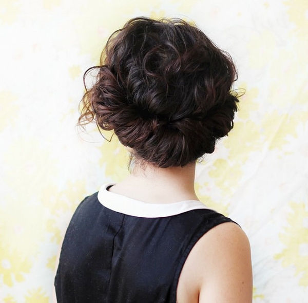 Простые и элегантные прически на День святого Валентина