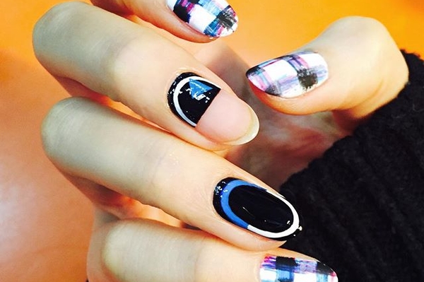 instagram.com/nail_unistella