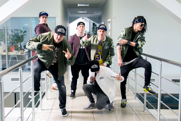 Онлайн-конференция с группой Mozgi