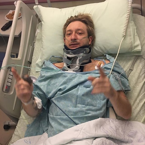 Евгению Плющенко сделали операцию в Израиле